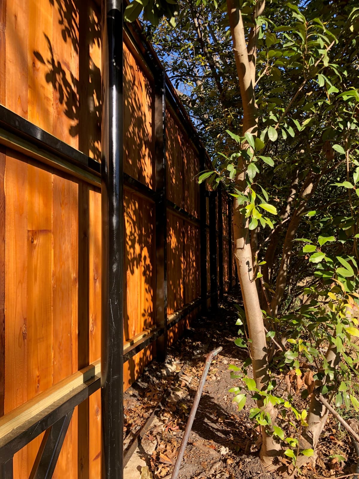 Modern horizontal fence installation in Alamo Heights