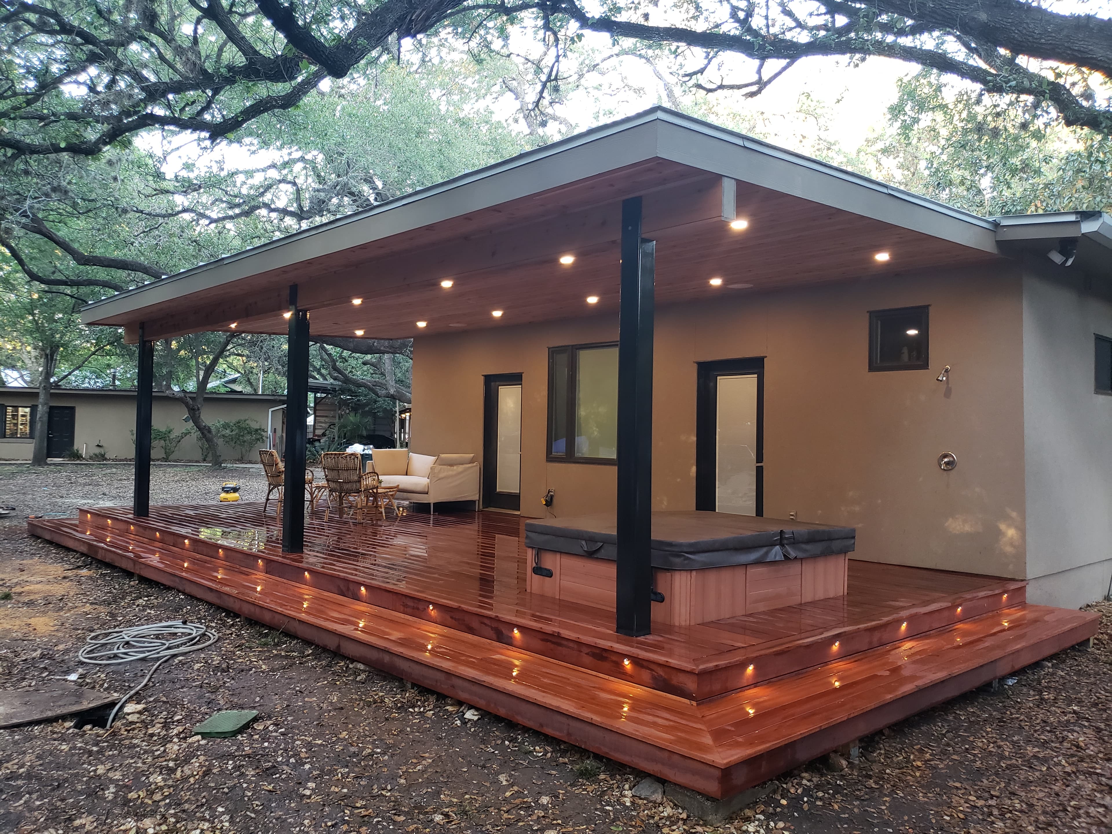 Premium IPE deck with steel pergola by DH Construction Services