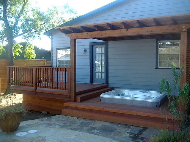 Deck Construction by DH Construction Services